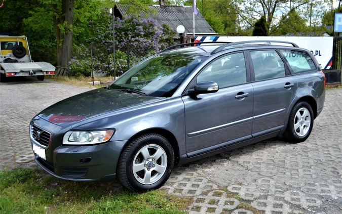 Volvo V50 cena 20900 przebieg: 166000, rok produkcji 2008 z Opalenica małe 137